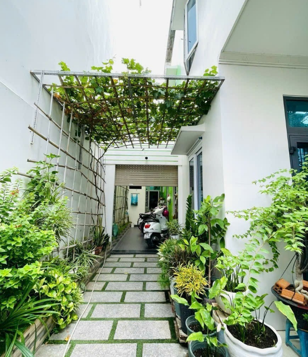 Cần B.án Nhanh Ngôi Nhà Đường Lê Chân DT: 140,3m2.  Zá 15ty  liên hệ: 0976396883 Trần Yên Trinh